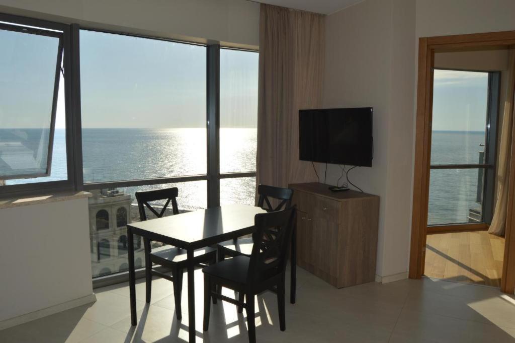 Orbi Luxury Apartments Batumi Exteriör bild