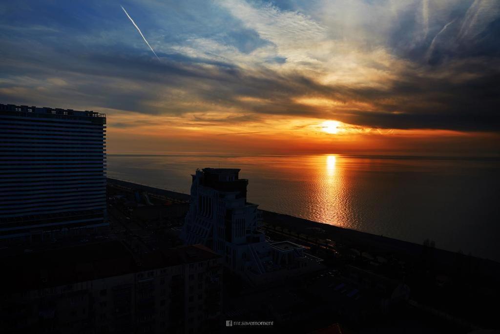 Orbi Luxury Apartments Batumi Exteriör bild